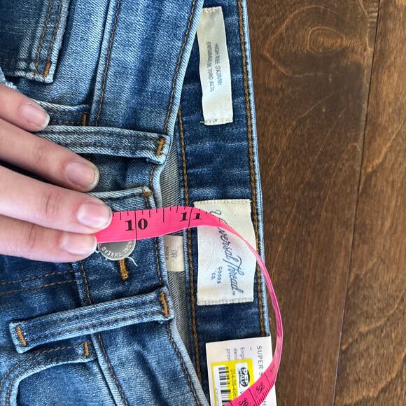 NWT Universal Thread High Rise Skinny Slim Leg Ripped Jeans Stretch Women 0 R - Picture 7 of 8
